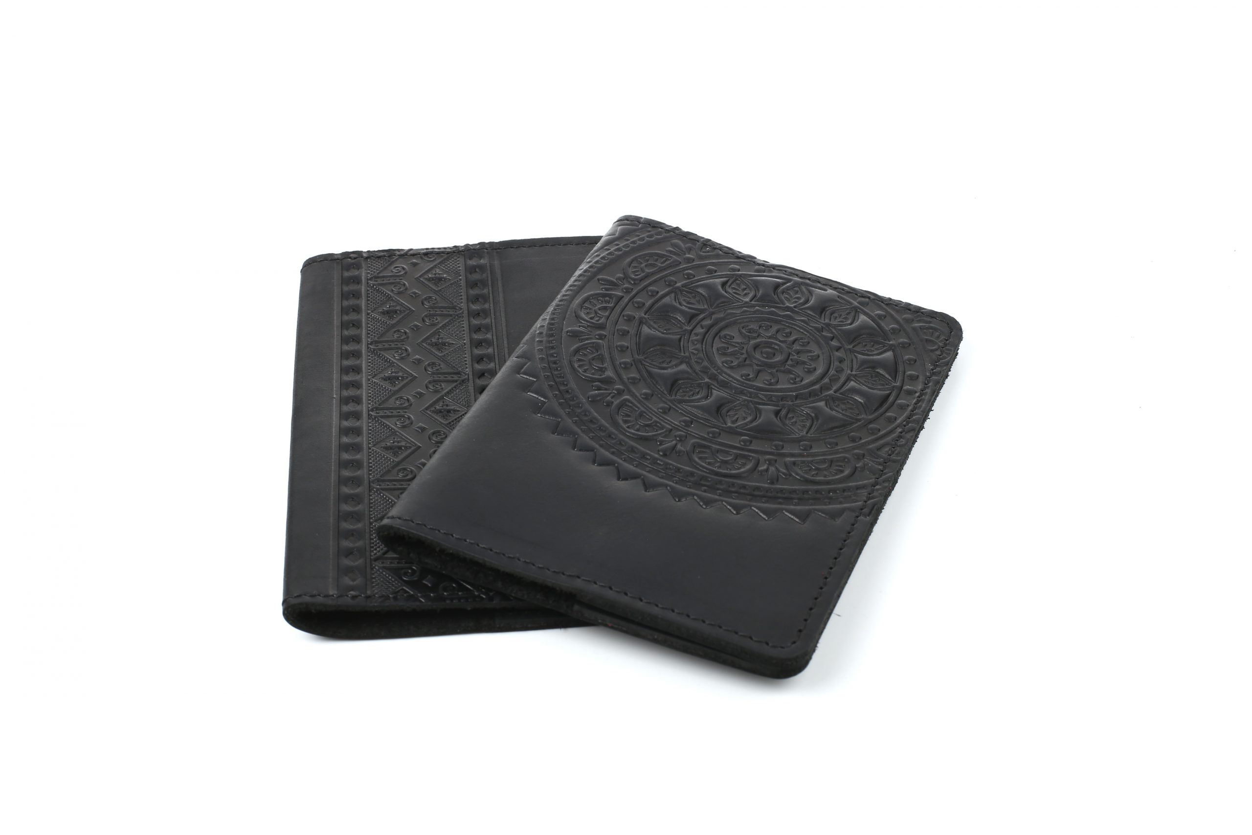 Обкладинка на паспорт чорна "Сонце Карпат" - Зображення 2