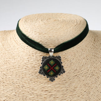 Кулон "Мікровишивка" в асортименті